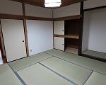 収納の押入あり♪(内装)